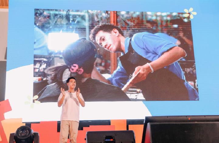 Tiga Tokoh Bakti BCA Berbagi Inspirasi "From Zero to Hero"