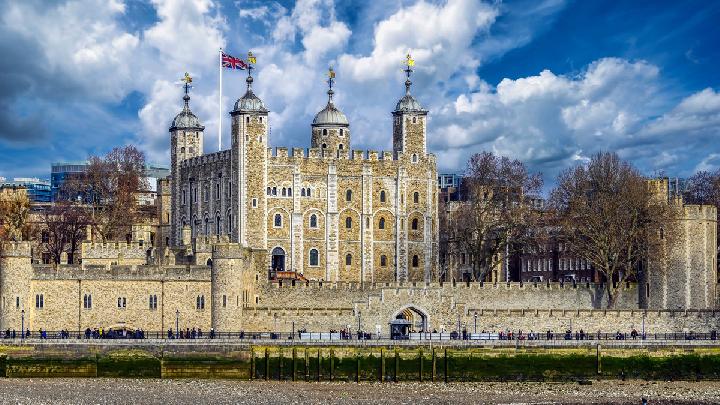 Exploring the Most Haunted Places in the World for a Bone-Chilling Halloween