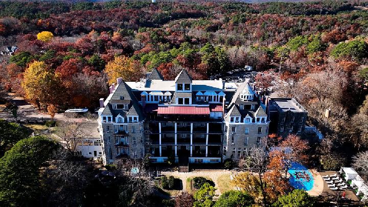 1886 Crescent Hotel & Spa. Shutterstock