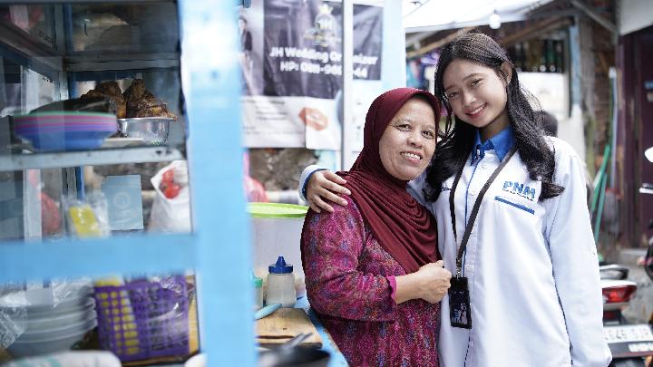 PNM, Yoksul Topluluklara Yardım Etmek İçin Lise ve Meslek Yüksekokulu Mezunlarını İstihdam Ediyor