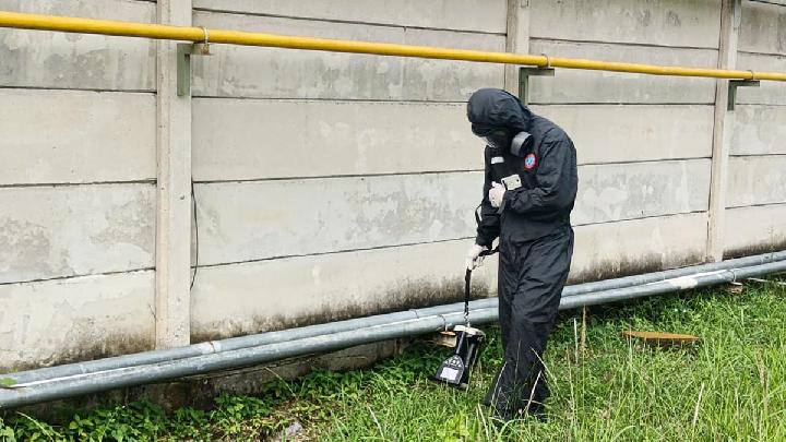 Indonesia to Destroy Two Containers of Cesium-137-Tainted Footwear Returned by the US