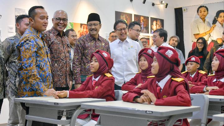 Haluan Merah Putih LKBN Antara’daki Halk Okulunun Portresi