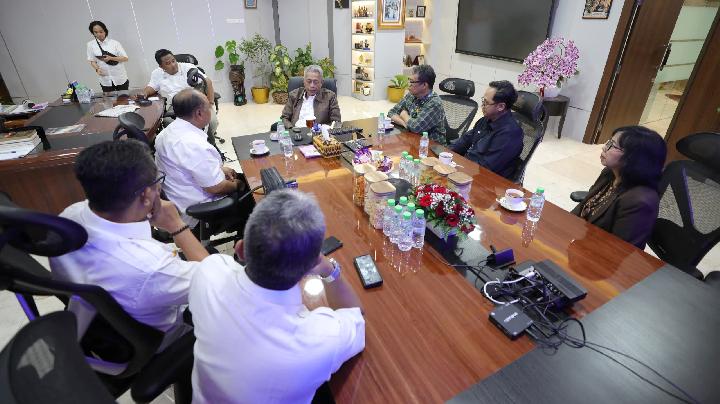 Sosyal İşler Bakan Yardımcısı, Bank Mandiri’yi Mezun Sosyal Yardım Alanlara Yardıma Davet Etti