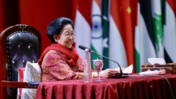 Megawati Mengenang Sulitnya Memakamkan Sukarno di Taman Pahlawan pada Era Soeharto