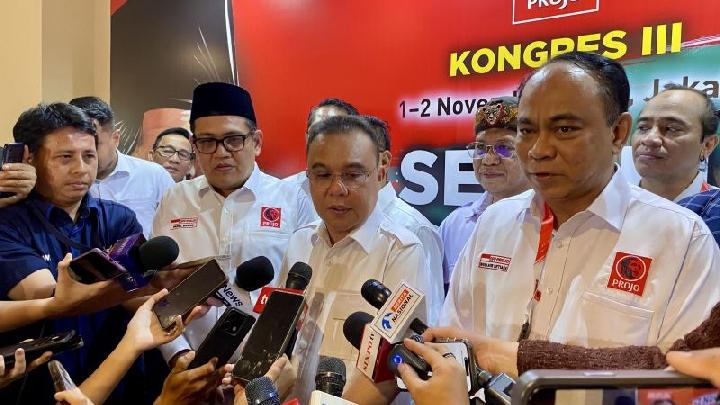 Dasco Projo Kongresine Katıldı, Prabowo-Gibran’a Desteği Takdir Ediyor Dasco Projo Kongresine Katıldı, Prabowo-Gibran’a Desteği Takdir Ediyor