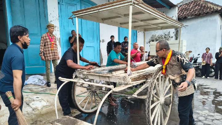 Pakubuwono XIII’ün cenazesi için King’in cenaze arabası serbest bırakıldı