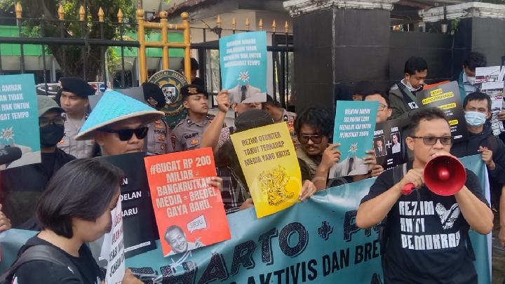 Civil Society Coalition Supports Tempo Against Minister Amran Sulaiman's Lawsuit