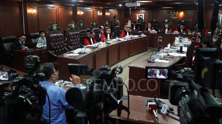 DPR MKD Oturumundan Çeşitli İçerikler Ahmad Sahroni, Eko Patrio ve Adies Kadir