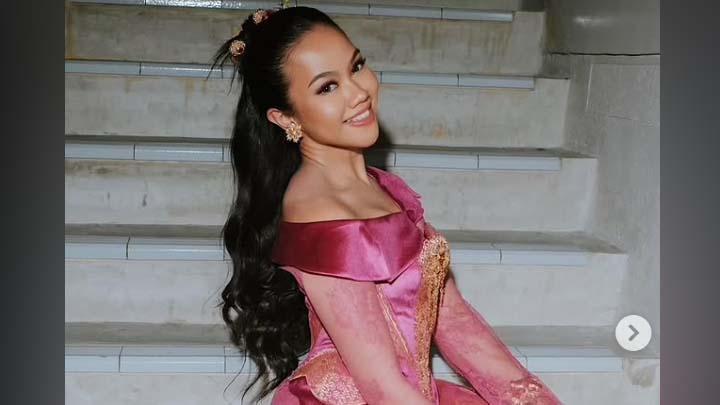 Yura Yunita Curhat Alami Masalah Rambut Rontok, Simak Penyebab dan Cara Mengatasinya