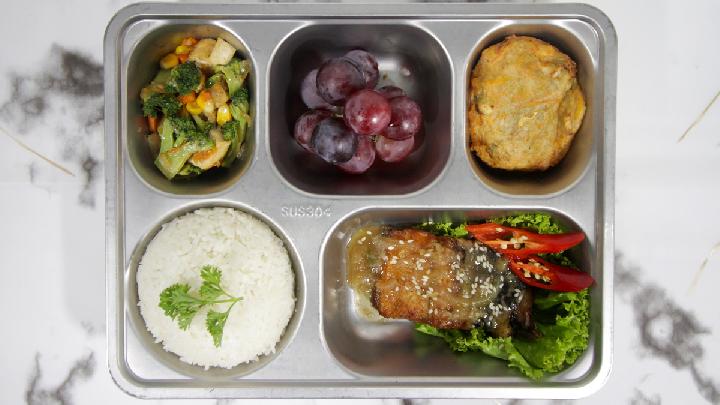 Imported Grapes for Free Meal Program Found to Contain Cyanide in Sukoharjo, Central Java