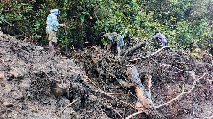 Victim Count in Papua's Nduga Flash Floods Rises to 23 Missing