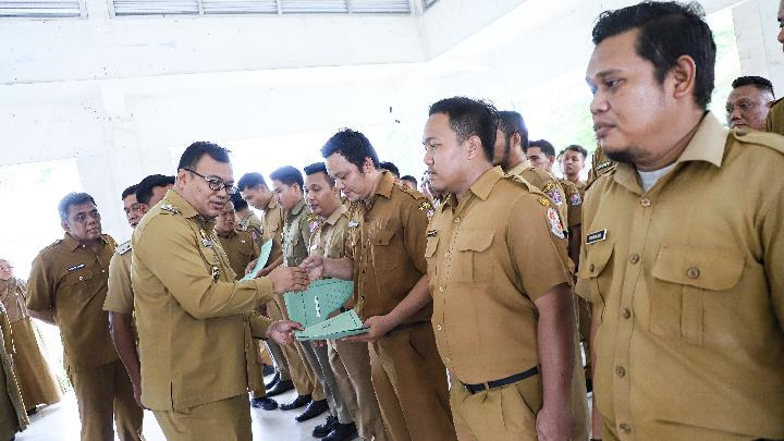 Deli Serdang Vekilliği Hükümeti, Bölgesel Orijinal Geliri Artırmak İçin ASN Bapenda Dışı Personeli Rotasyona Aldı