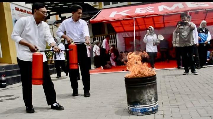 Sosyal İşler Bakanlığı Batı Bandung’da Afet Güvenli Halk Okulu Simülasyonu Düzenledi