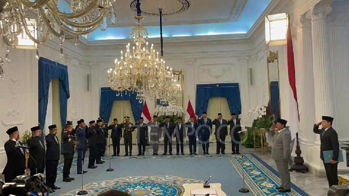 Breaking News: President Prabowo Inaugurates Members of Police Reform Commission