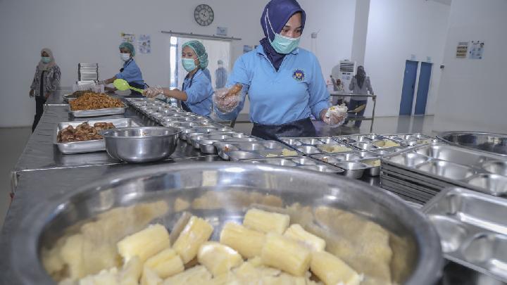 DPR, MBG Programında İthal Malların Yasaklanmasını Destekliyor