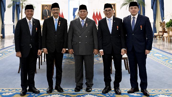 Presiden Prabowo Tetapkan 10 Tokoh Jadi Pahlawan Nasional