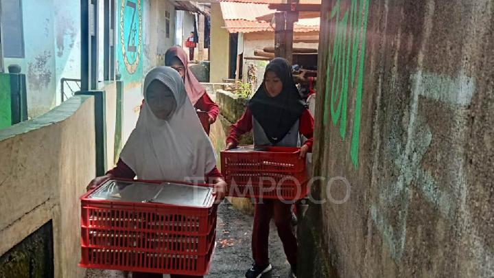 Okul Sokağa Giriyor, SDN Selaawi Bogor Transport’taki Öğrenciler MBG Ompreng Kendilerini Yönetiyor