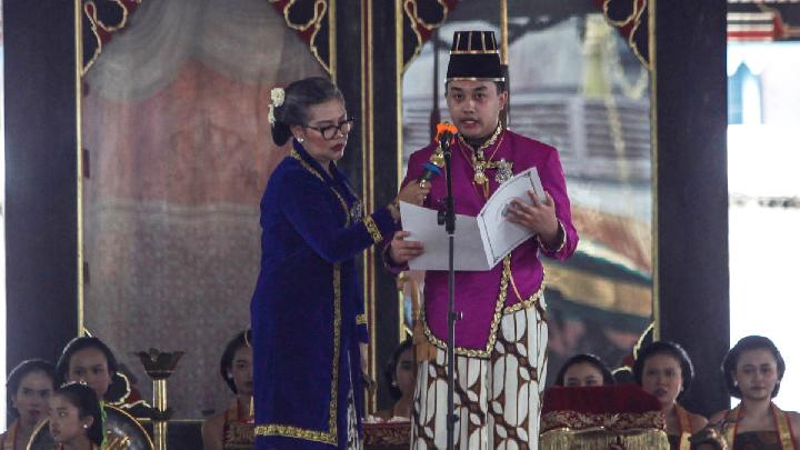 Hamangkunagoro’nun Surakarta Sarayı Kralı olarak tahta çıkışıyla ilgili gerçekler