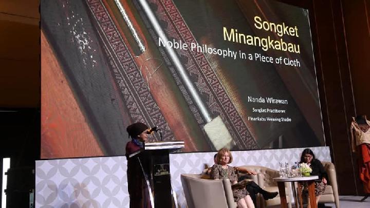 Indonesia's Minangkabau Songket Takes Stage in Mexico Exhibition