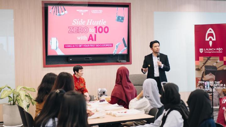 Wakil Gubernur Jawa Timur Emil Elestianto Dardak dalam acara Launch Pad by Western Sydney University Indonesia/Western Sydney University Indonesia