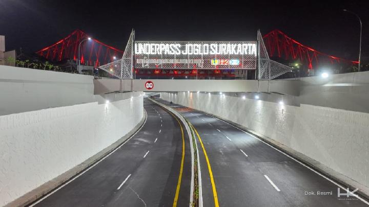 Başkan, Hutama Karya Tarafından Tasarlanan Joglo Alt Geçidi’nin Açılışını Solo Yaptı