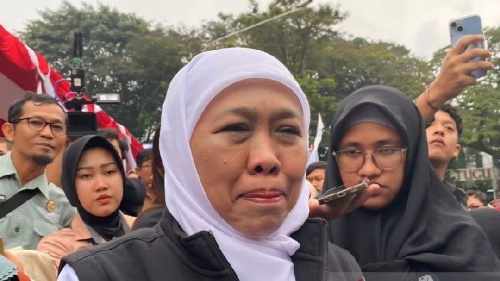 Khofifah, Semeru Dağı Patlaması Mağdurlarının Maksimum Tedavi görmesini Sağlıyor