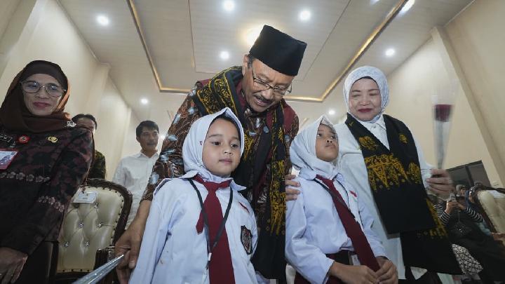 Gus Ipul Paparkan Konsep Sekolah Rakyat dalam Seminar Nasional LAN