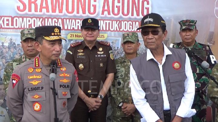 Sri Sultan, Ulusal Polis Şefinin Önünde Göstericilerin İsyan Etmemeleri İçin onlarla Başa Çıkmanın İpuçlarını Açıkladı