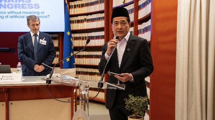 Arsjad Rasjid Yapay Zekanın Zorluklarını ve Vatikan’da Değerler ve Etiğin Rolünü Vurguladı