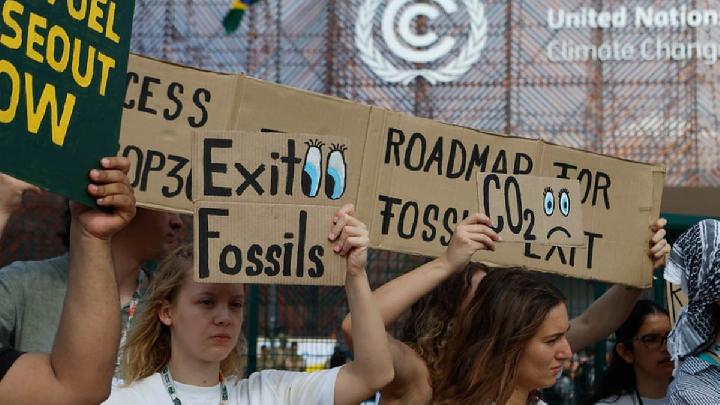 As COP 30 Ends, Environmentalists Applaud Colombia but Criticize Indonesia