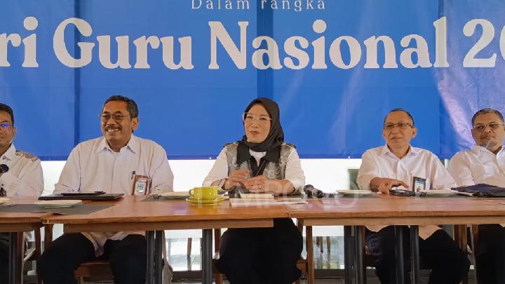 Milli Eğitim Bakanlığı, Öğretmen Nur Aini’nin okula 57 km yol kat ettiğini söyledi