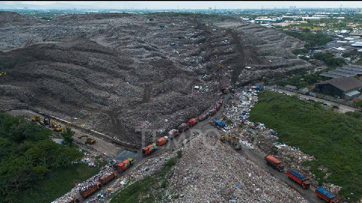 Philippines: Dozens Missing After Deadly Landfill Collapse