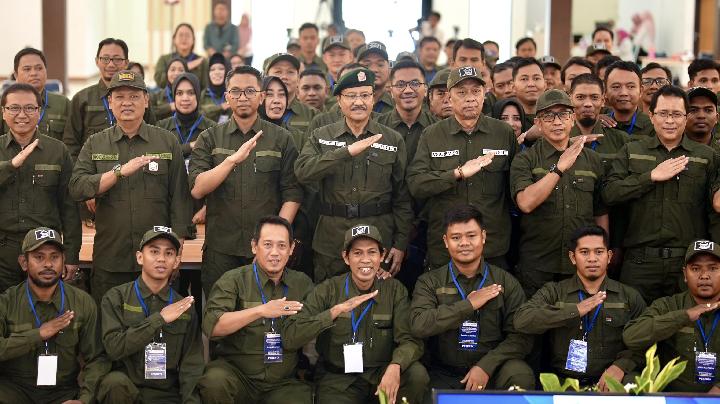 Gus Ipul Tegaskan Peran Vital Operator Dapodik, Wali Asuh, dan Wali Asrama di Sekolah Rakyat