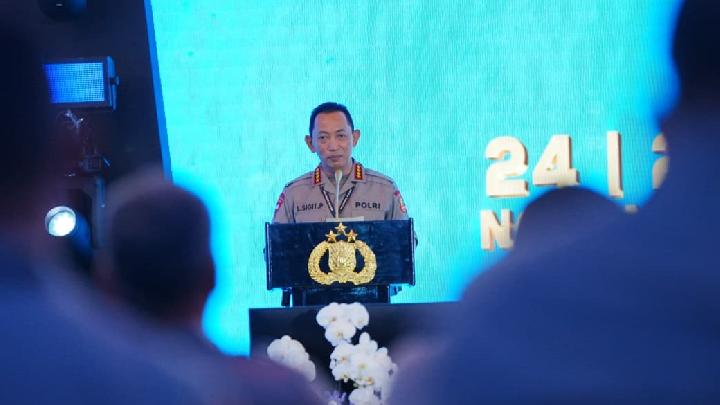 FBI and Hong Kong Police Attaches Present at Indonesia's Regional Police Unit Gathering