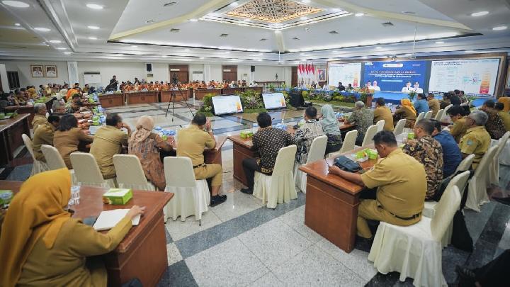 Sosyal İşler Bakanı, Merkezi Java Bölge Hükümetini DTSEN Aracılığıyla Yoksulluk Verilerinin Doğruluğunu Güçlendirmeye Davet Etti