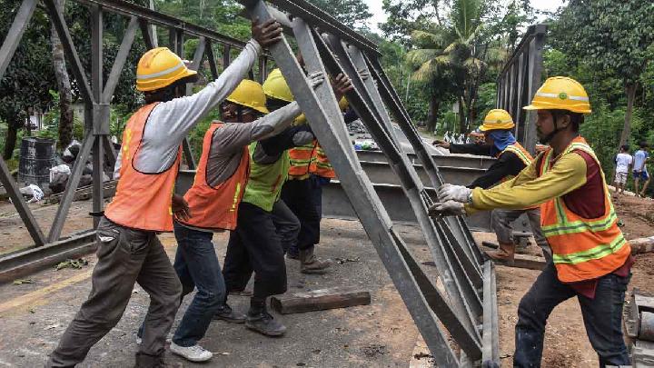 Hükümet Medan-Banda Aceh’i Bağlamak İçin Bireuen’de 2 Bailey Köprüsü İnşa Ediyor