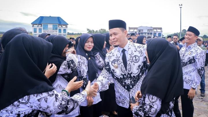 Wako Pekanbaru Agung Nugroho Prioritaskan Kesejahteraan dan Mutu Guru
