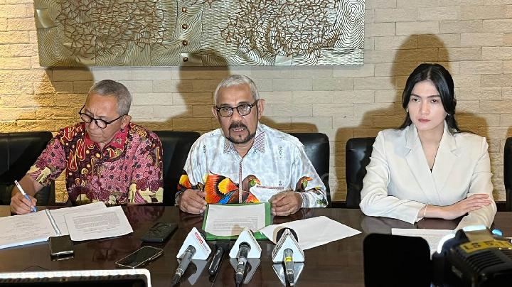 Dust off the Arya Daru Case