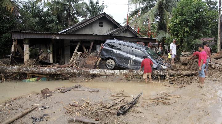 Southeast Asia Floods: More Than 250 Deaths Reported