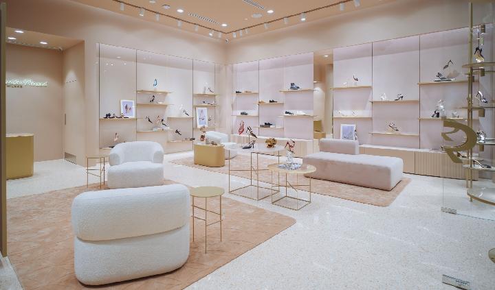 Gianvito Rossi Resmikan Gerai Pertama di Jakarta