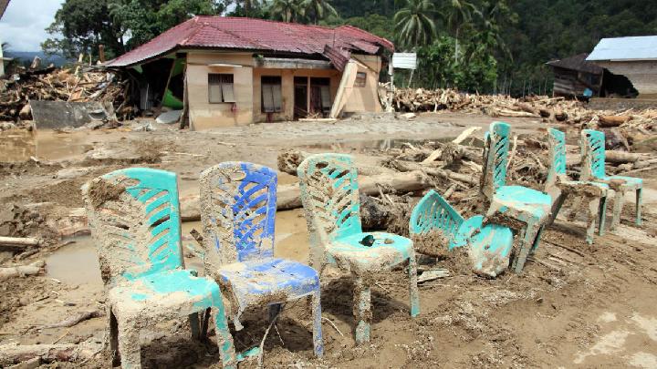 North Sumatra Urges Pertamina to Ensure Fuel Supply in Flood-Affected Areas