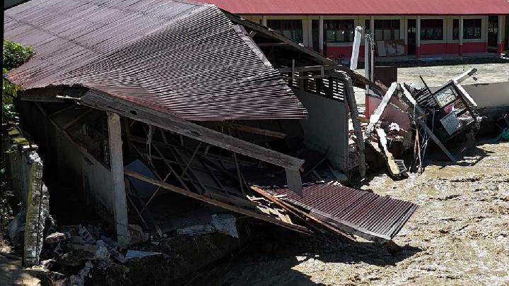 DPR Üyeleri Hükümetten Sumatra Sellerinden Etkilenen Bölgelere Acil Durum Okulları Sağlamasını İstedi