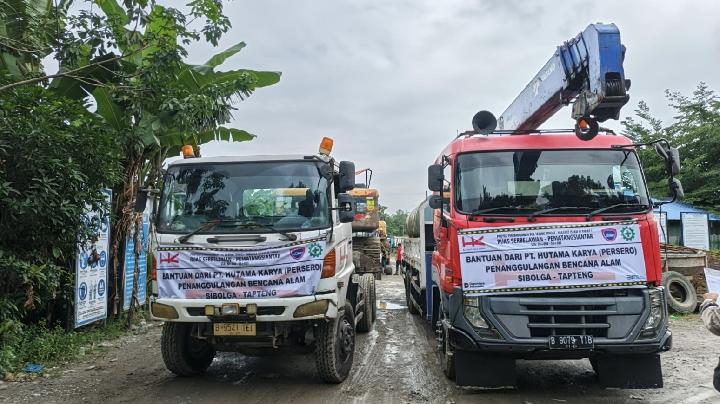 Bayındırlık Bakanlığı, Ağır Ekipman ve Lojistik Dağıtımı İçin İnşaat Ortaklarıyla İşbirliği Yapıyor