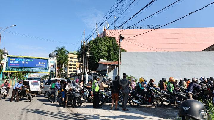 Sumatra Felaketinin Etkisi, Güney Tapanuli’de Pertalit Fiyatları Yüzde 300 Arttı