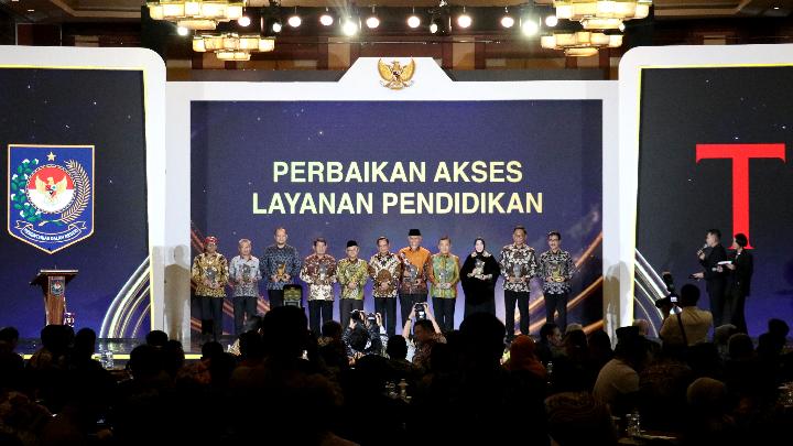 Abdul Mu’ti: Bölgesel Yönetimin Takdiri Eğitim Kalitesinin Artmasını Teşvik Ediyor