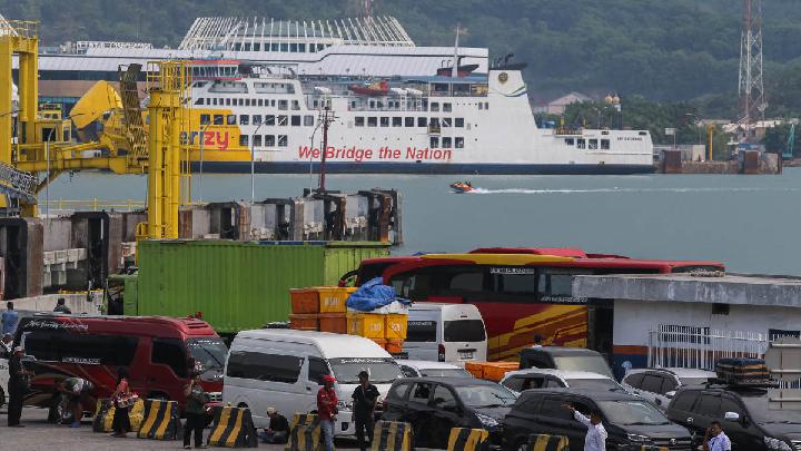 Rupiah Weakens, Private Sea Transportation Firms Seek Incentives