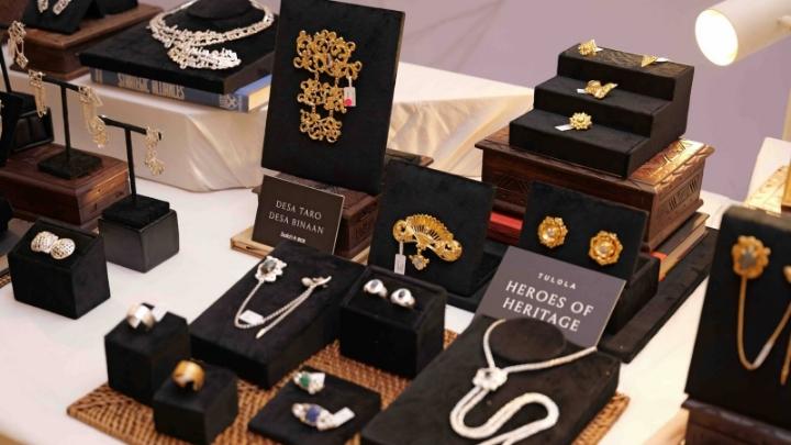 Tulola Luncurkan 2 Koleksi Baru: Kolaborasi Desa Taro dan Reza Rahadian