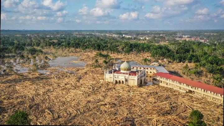 Sumatra Floods: 31 Forest Use Business Permits Issued in 10 Years