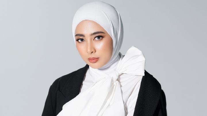 Personel Supergirlies, Dewi Hani Jayanti Rilis Single Debut Tentang Cinta Anak kepada Ibu