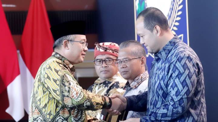 Badung Eğitim Hizmetlerinde Şampiyon Oldu